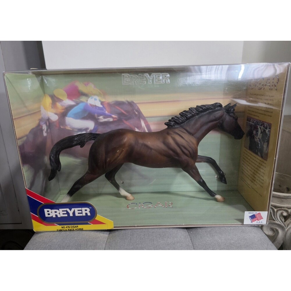 Retired Vintage BREYER 1998 Cigar Famous Race Horse #476 in Original Box